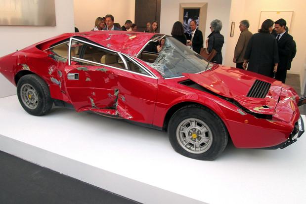 Ferrari-Dino-crashed-FIAC-art