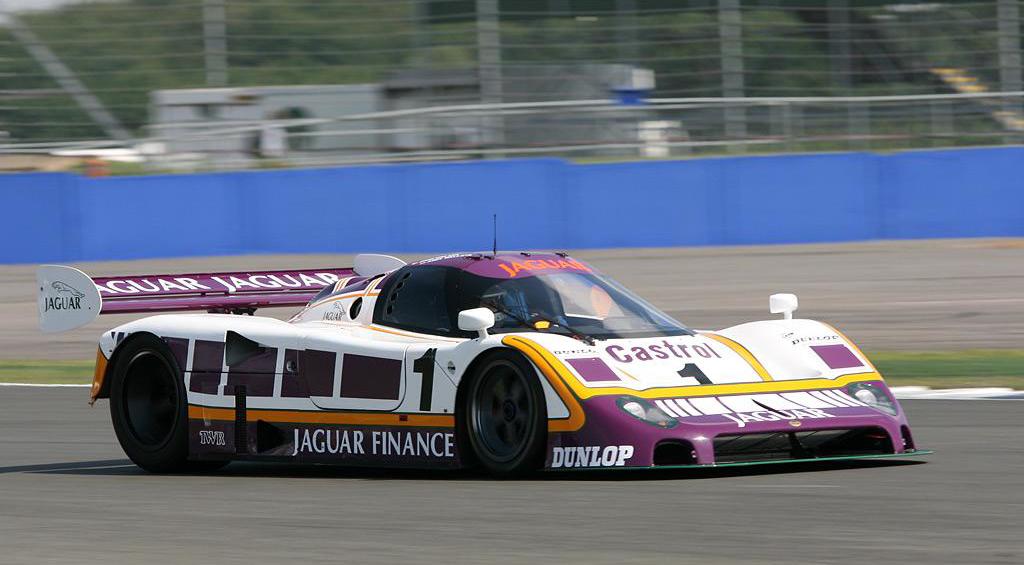 Jaguar-XJR-9