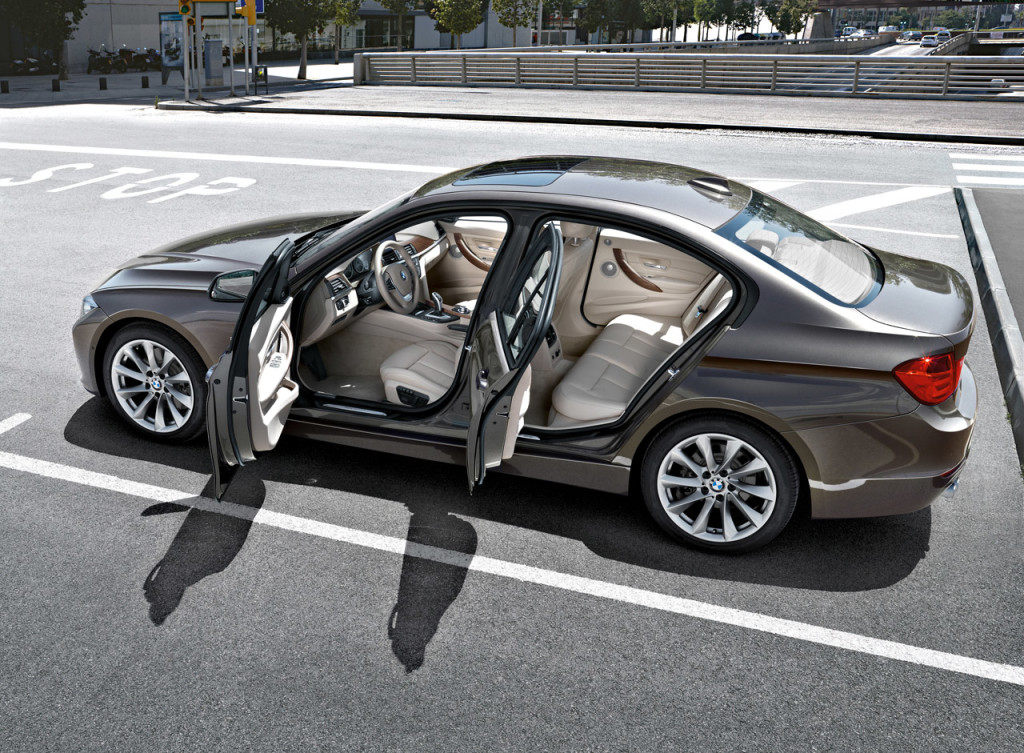 2012-BMW-3-Series-F30-interior-4
