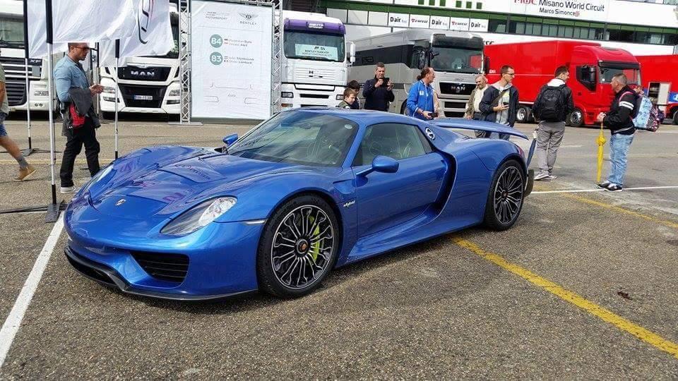 Porsche-918-Spyder-Horacio-Pagani-1