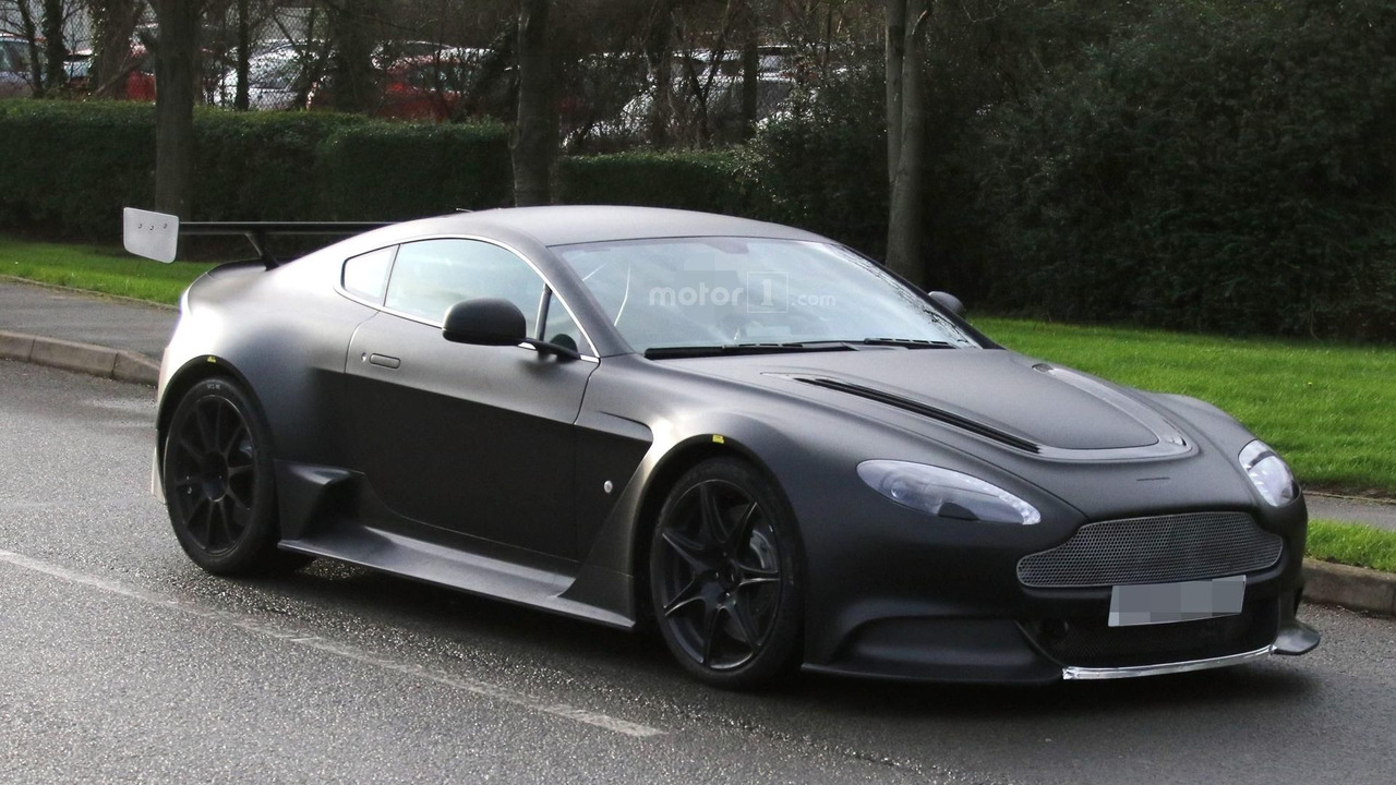 aston-martin-vantage-gt8-spy-photo (4)