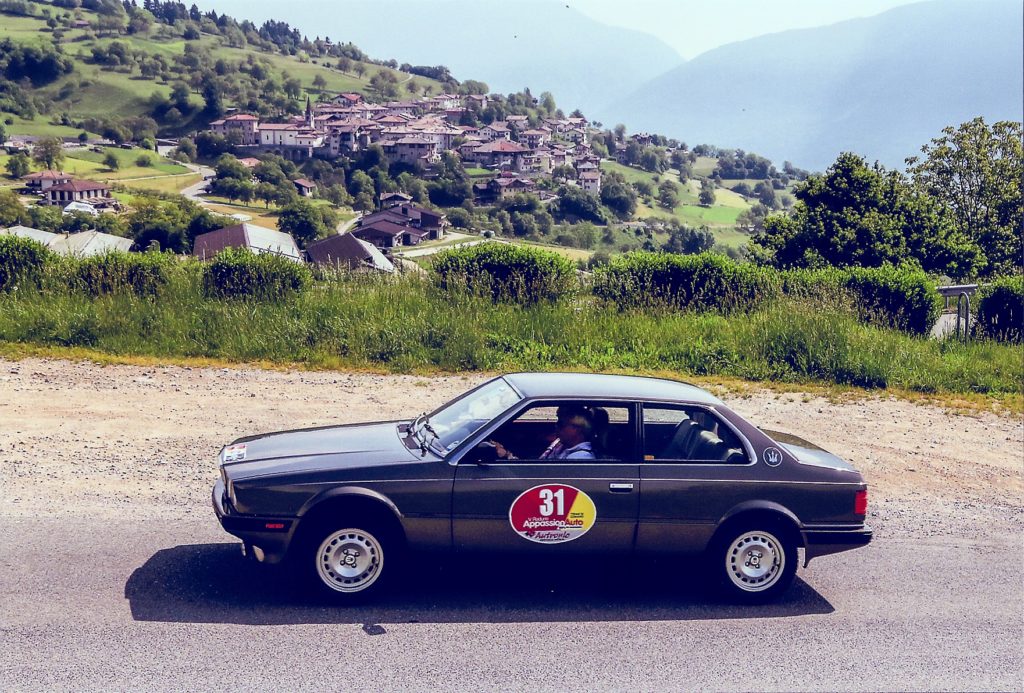 Maserati Biturbo alle Cascate di Rio Blanco Stenico0002
